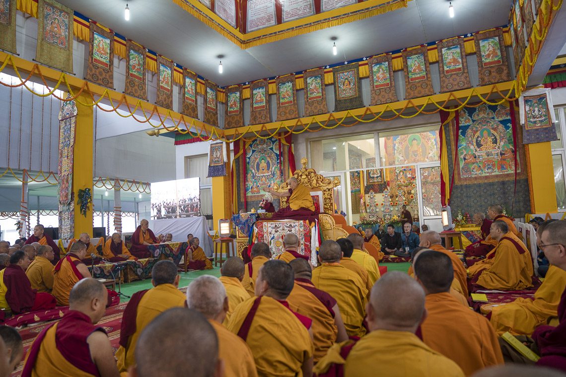 སྤྱི་ནོར་༸གོང་ས་༸སྐྱབས་མགོན་ཆེན་པོ་མཆོག་གིས་དཔལ་མགོན་འཕགས་པ་ཀླུ་སྒྲུབ ...